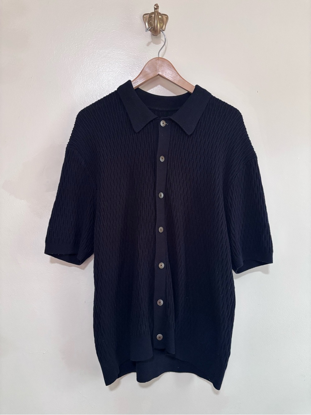 Wax London Short-Sleeve Black Button-Down Knit Shirt size‎ M